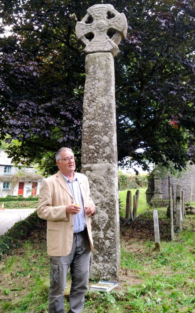 Andrew Langdon talking about Quethiock Churchyard cross